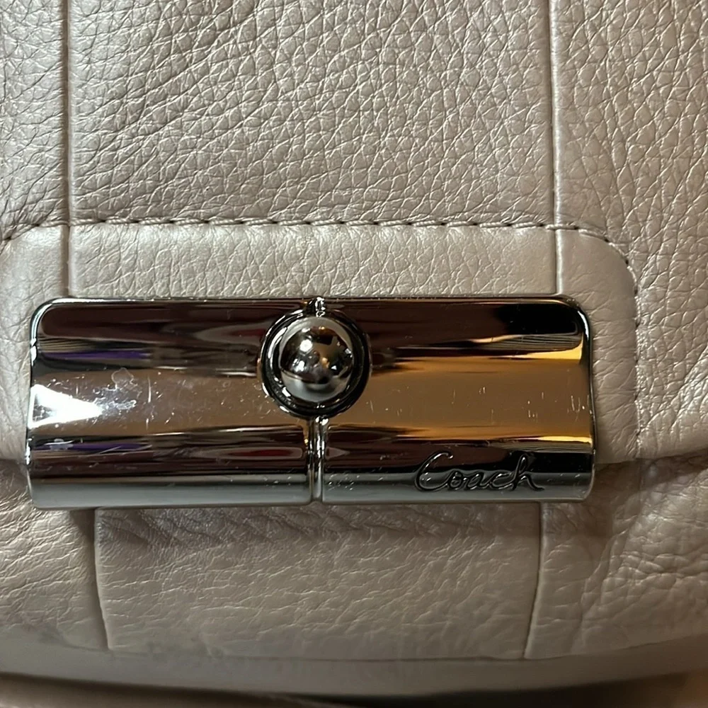 Coach Kristen 16808 metallic pearl leather Shoulder bag Satchel Crossbody EUC